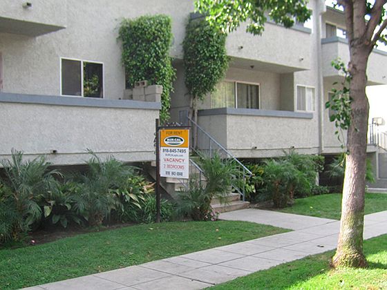 2nd image of 280 W Tujunga Ave APT K