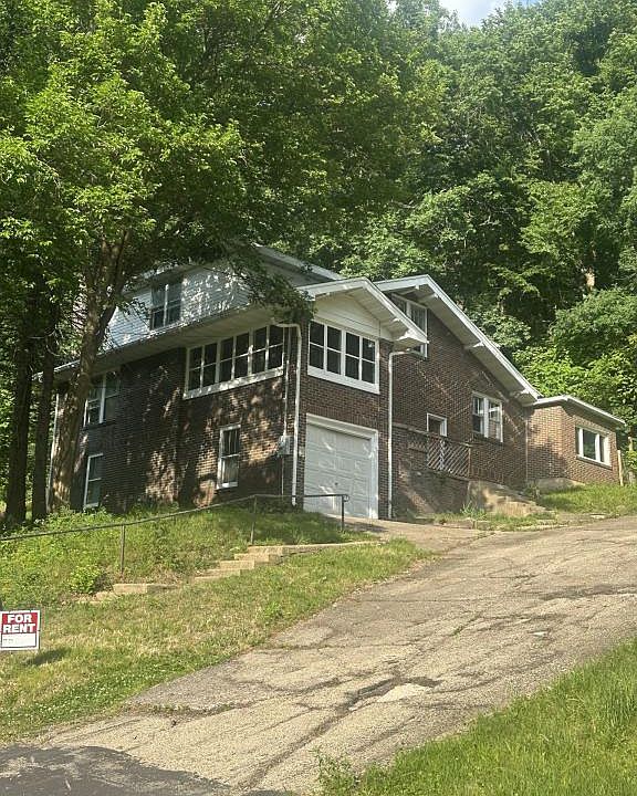 1st image of 164 N Park St