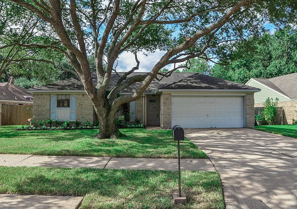1st image of 1035 Western Meadows Dr