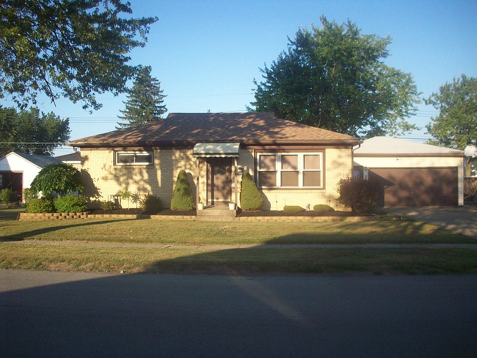 1st image of 36 King Ave