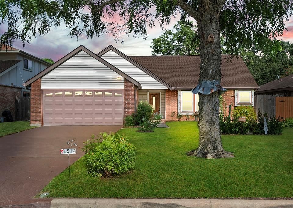 1st image of 1514 Airline Dr