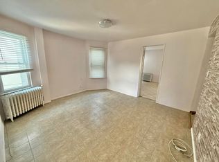 205 Bay 32 St #2, Brooklyn, NY 11214
