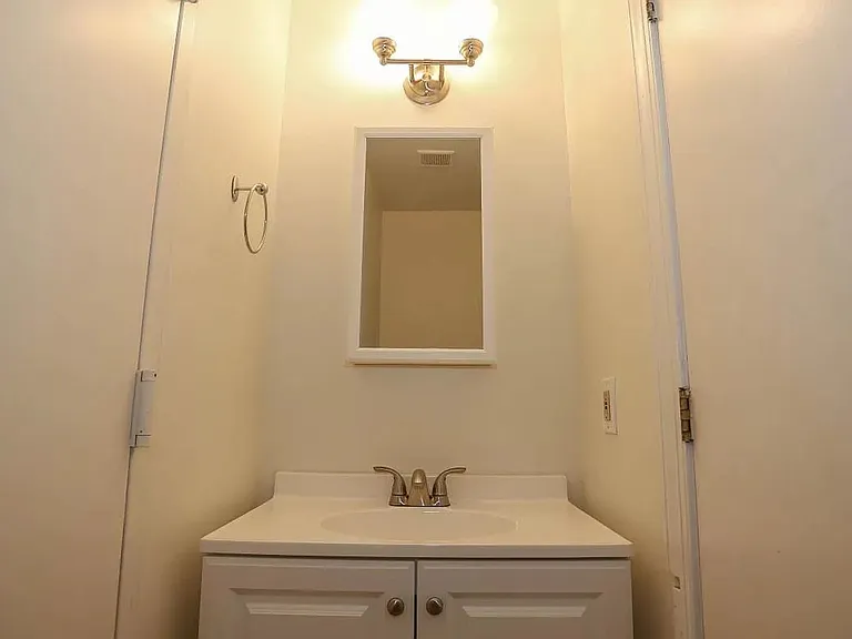 2153 Newport Pl NW — Photo 11
