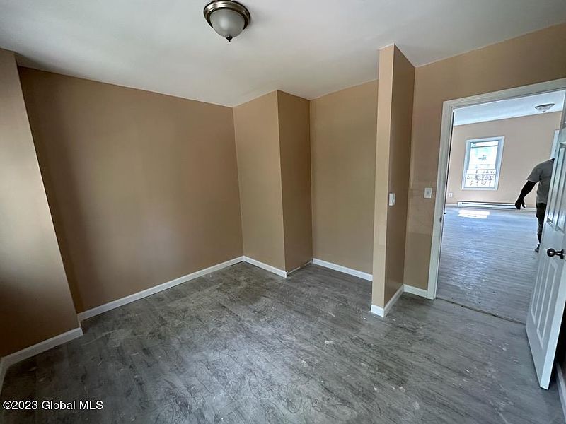 3rd image of 141 4th Avenue