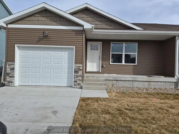 1447 Peach St, Grand Island, NE 68801