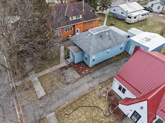 2nd image of 403 4th St