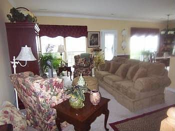 3rd image of 983 Tradewinds Cv Unit A