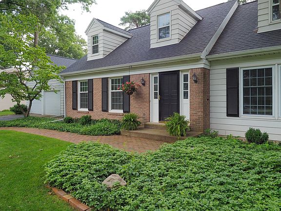 2515 Ridgeview Dr-103-2