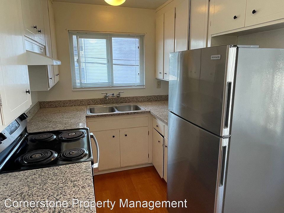 1st image of 883 Di Fiore Dr #4