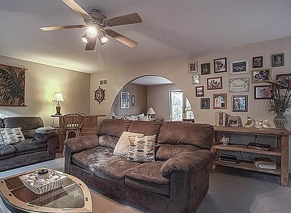 5th image of 9709 Magnolia Dr