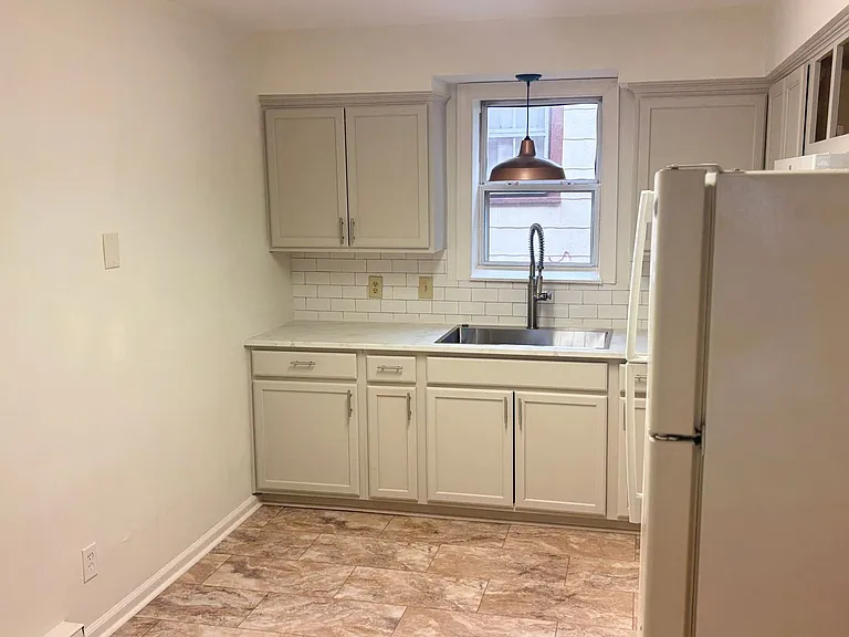 122 D View Ave — Photo 23