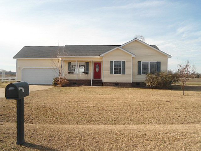1st image of 121 Heron Dr