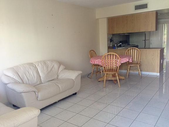 2nd image of 1821 SW 107th Ave APT 2010