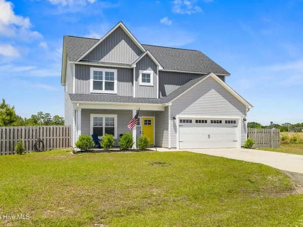 446 Elgin Road, Hubert, NC 28539