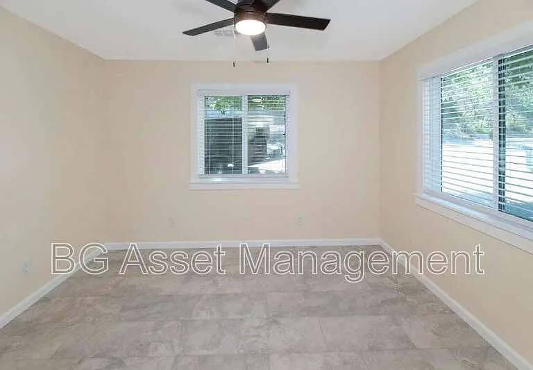 2807 Sabral Cir — Photo 12