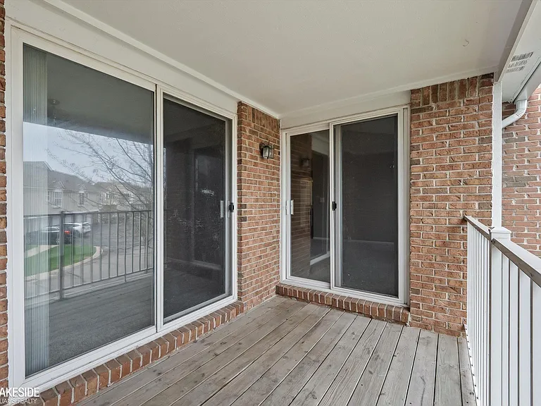 56429 SW Scotland Blvd — Photo 22