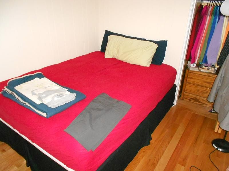 2nd image of 1055 Beacon St