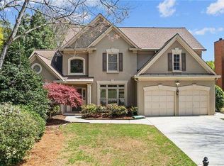 300 Craighead Dr, Sandy Springs, GA 30319