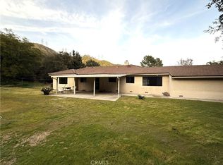 1515 Belleau Rd, Glendale, CA 91206