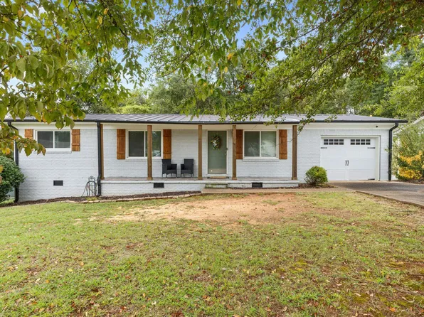 608 N Washington St, Tuscumbia, AL 35674