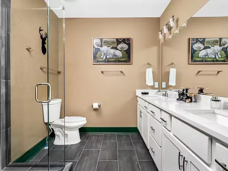 2723 Alameda St — Photo 14