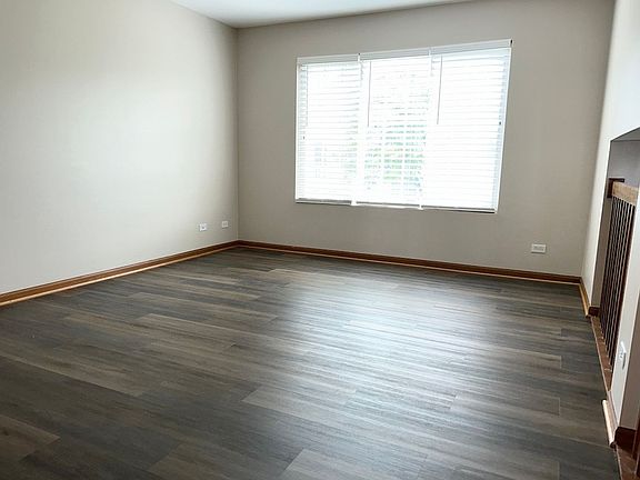 5th image of 2308 Dawson Ln