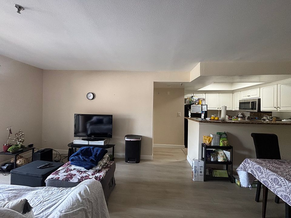 1st image of 64 N Mar Vista Ave