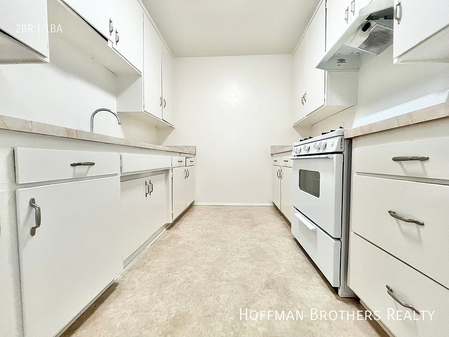 1st image of 7618 Fulton Ave #28