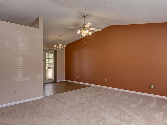 4th image of 2609 Forestdale Ave
