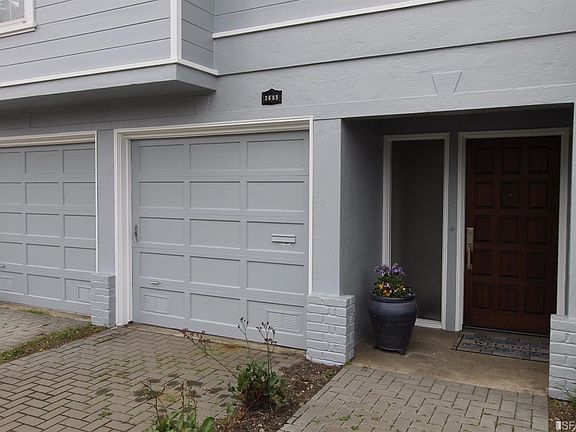 3rd image of 2695 46th Ave