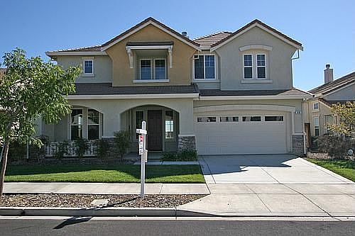 Beautiful 2 Story Home