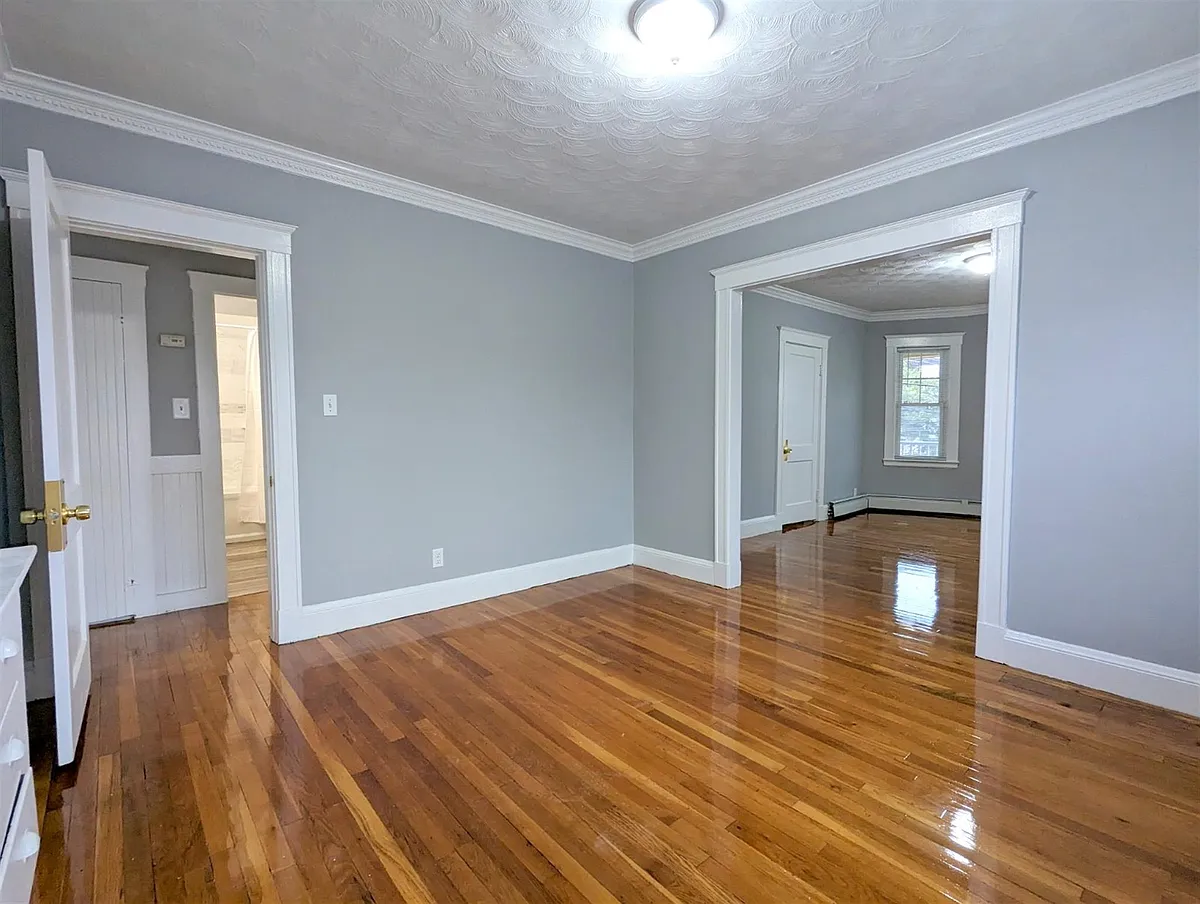 Photo 2 of 21 - 6 Edgar Ct #1 - Somerville, MA Building Photo - 6 Edgar Ct #1