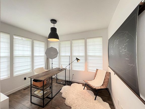 5th image of 10644 S Belleville Way W
