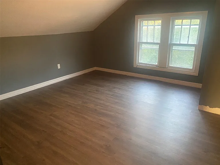 602 E Wise St — Photo 3