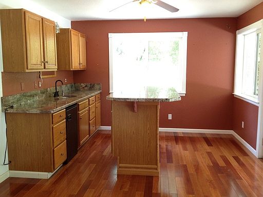 5th image of 1800 Wolverine Ln