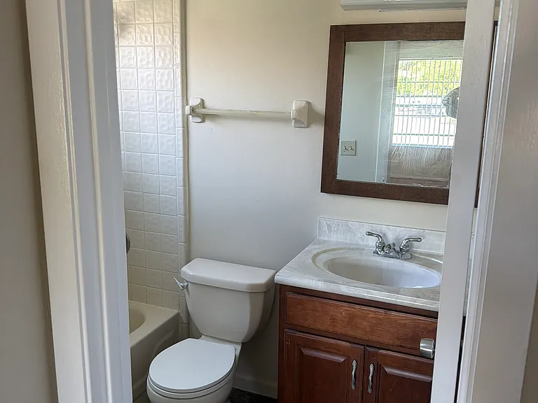 403 Banana Cay Dr #G — Photo 9