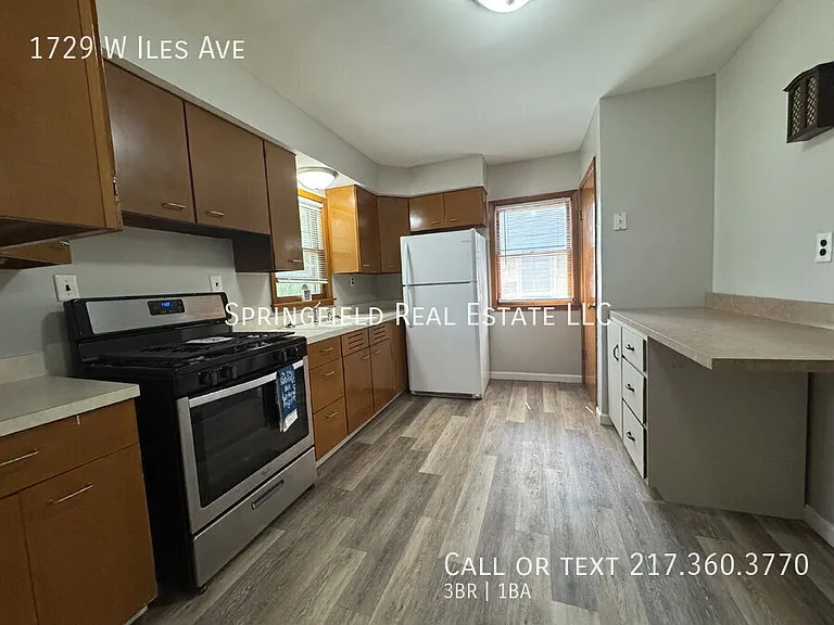 1729 W Iles Ave — Photo 5