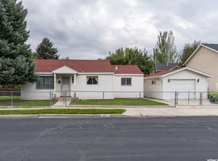 586 E Garden Ave, South Salt Lake, UT 84106