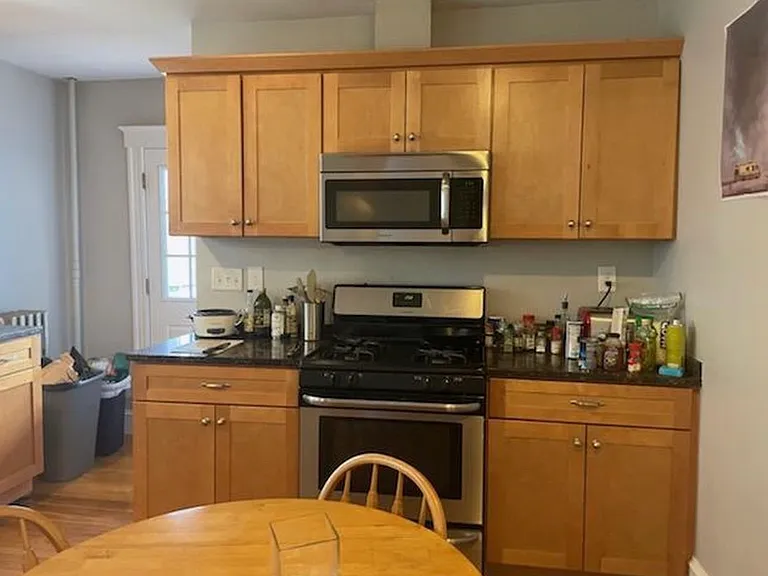66 Frederick Ave #B — Photo 2