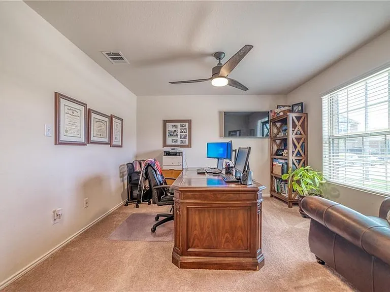 2100 Littleton Dr — Photo 4
