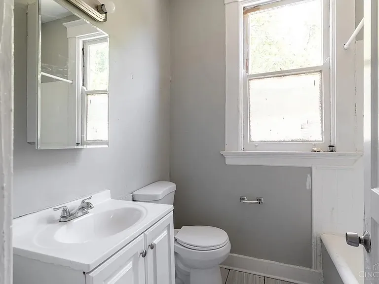 3947 Cass Ave — Photo 13