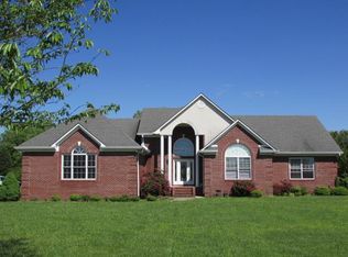 18 Vera Ln, Lawrenceburg, TN 38464