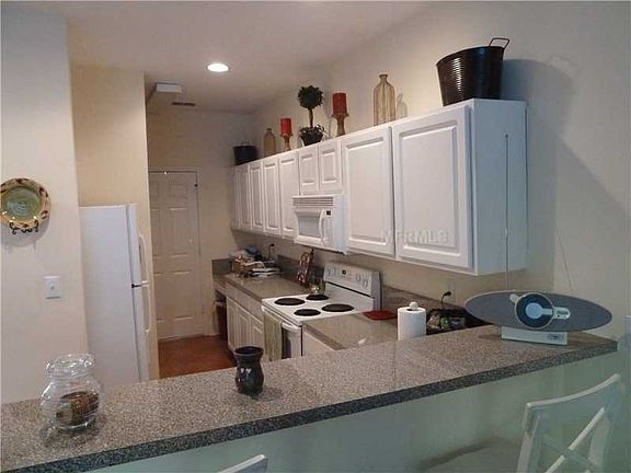 5th image of 8132 Stone Path Way