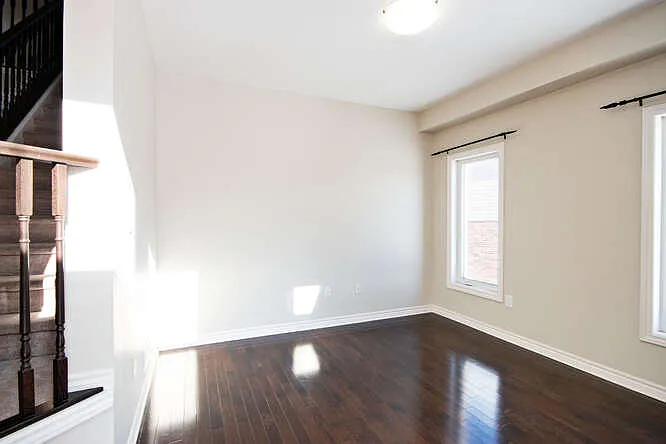 864 Teakwood Ln — Photo 8