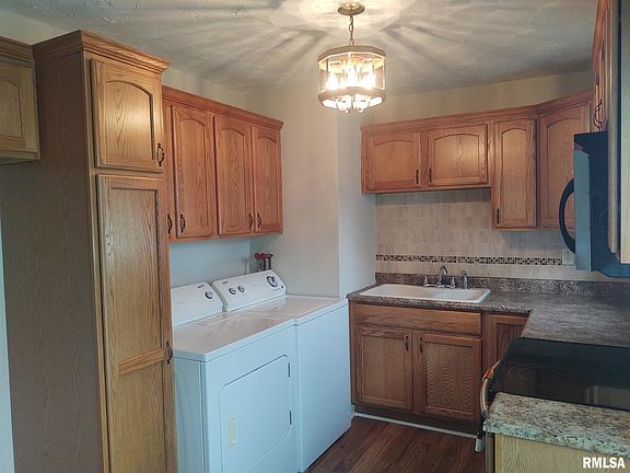 2nd image of 1416 Lincoln St