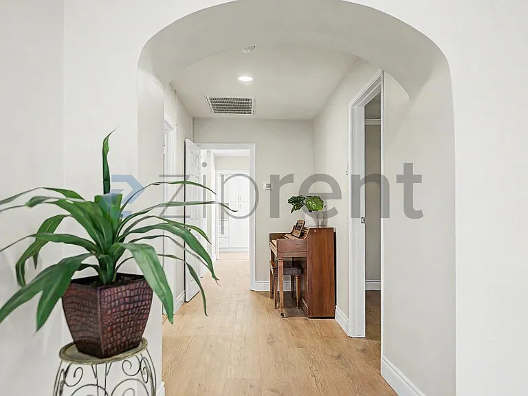3419 Holyoke Dr — Photo 10