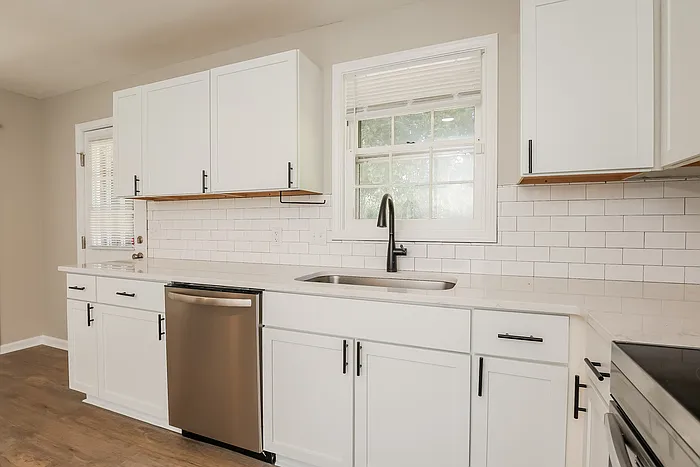 3310 Jules Dr — Photo 6