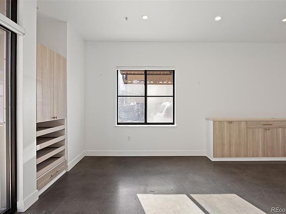 5th image of 3149 Blake St #101-L