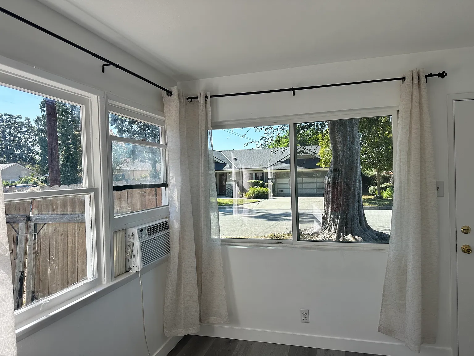 1 bed, $2,300 — Photo 4