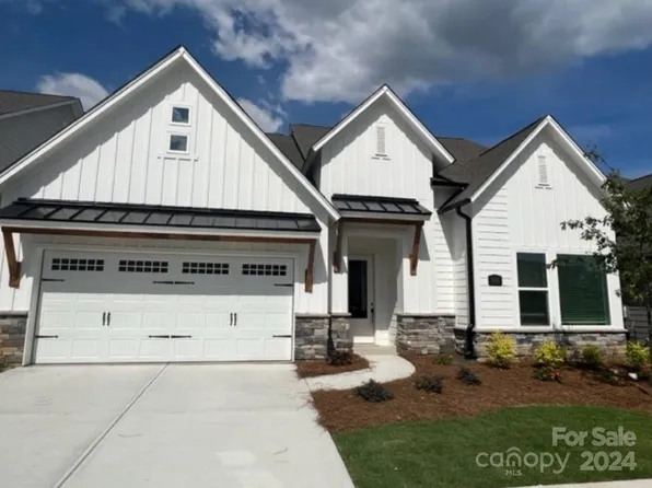 1335 Encore Ln, Waxhaw, NC 28173